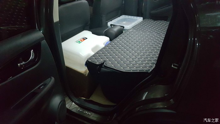 自驾游旅行睡逍客车里,逍客当房车用