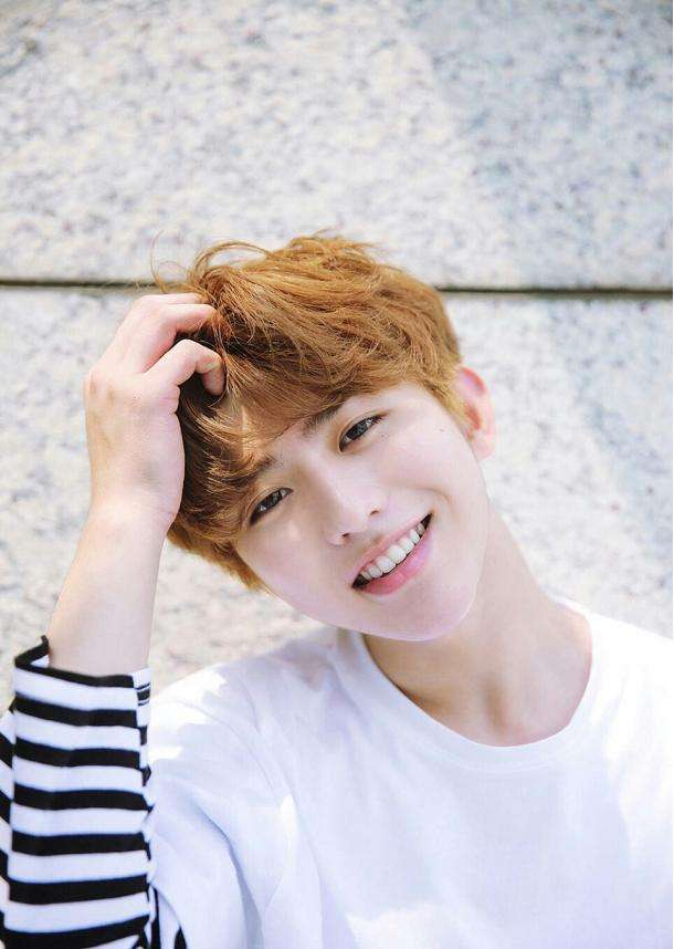 易烊千玺被王俊凯吐槽,易烊千玺和蔡徐坤同框