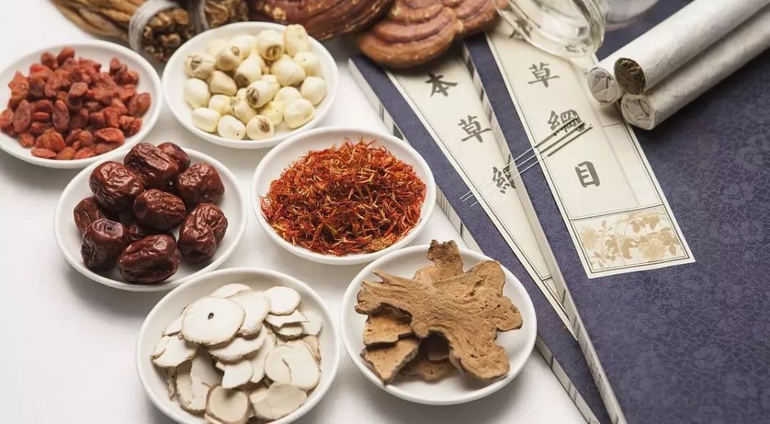 笑得太厉害笑尿了正常吗,笑是一件好事