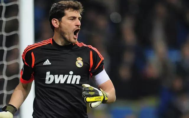 足球头像ins高级质感,足球俱乐部队徽微信头像