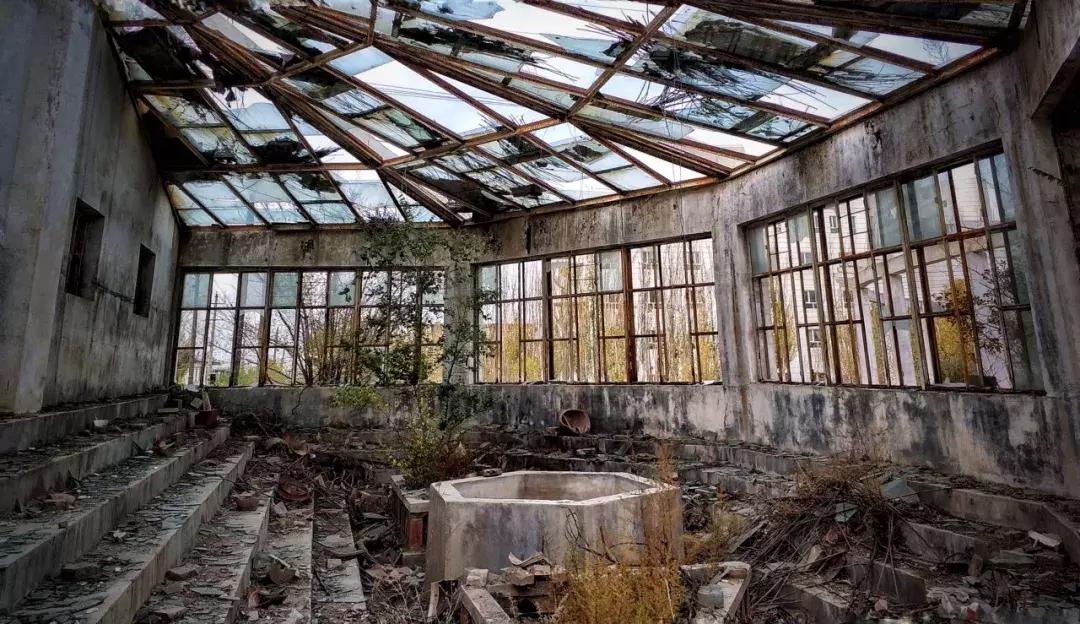 城市探索废墟探险,探索城市废墟