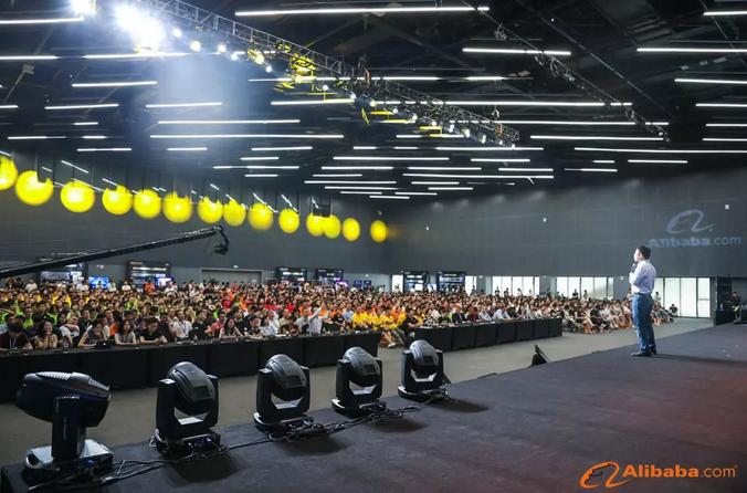 前NBA球星搞起“代购”从阿里巴巴国际站批发熊猫服“倒卖”美国