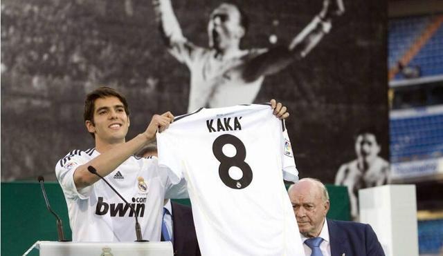 15年前c罗转会,15年前c罗踢球