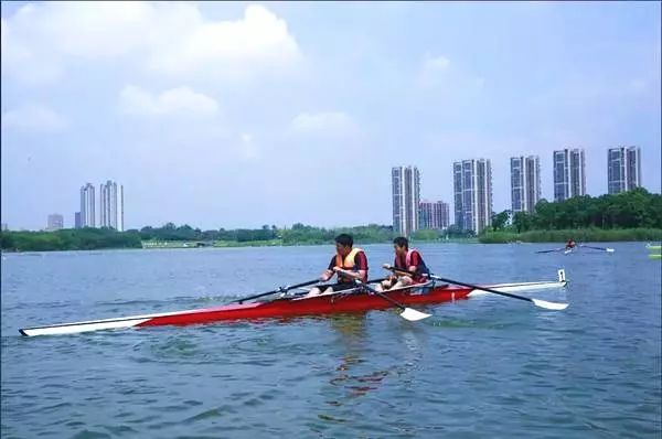 还在说成都空气质量不好？听听“追峰人”和世界冠军如何“怼”你