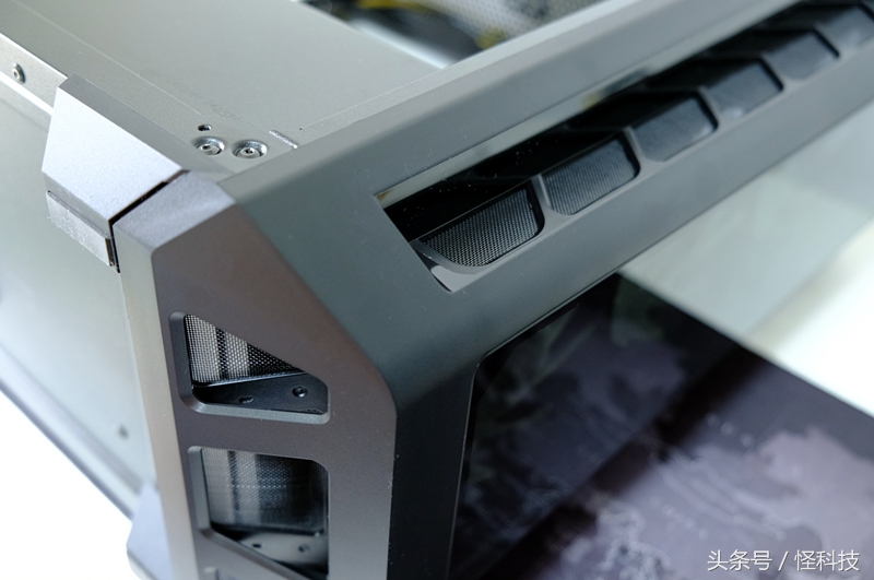 argb机箱风扇炫酷,argb风扇需要多大的机箱