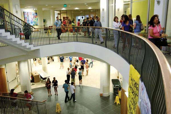 美国顶尖大学住宿,全美吃住最赞的大学top10