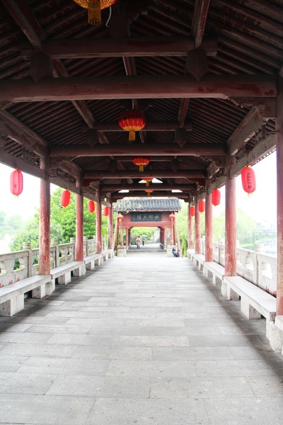 绍兴湖面上的桥,绍兴越城的桥