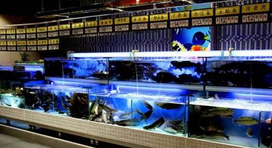 这个三线城市的“传奇”卖场，开一家火一家，服务水平超日本！