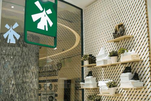 hotwind热风官网旗舰店,hotwind热风旗舰店广告