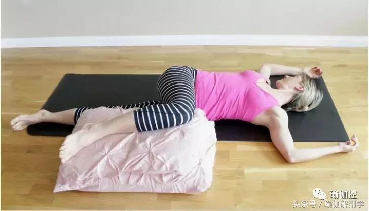 蕙兰瑜伽每天睡前15分钟助眠瑜伽,睡前助眠瑜伽完整版