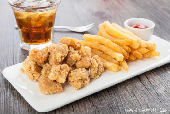 三台共舞！放心，你的订单斗渔鸡排已打包好