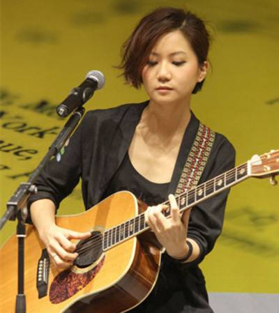 最惨的四位歌手,死得最惨的三位女明星