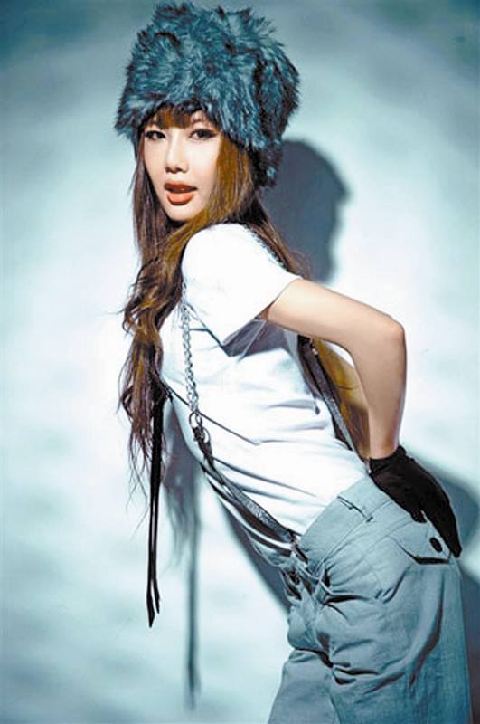 最惨的四位歌手,死得最惨的三位女明星