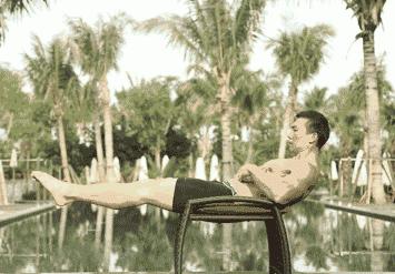 腹肌练成一大块了怎么办,腹肌练成了一块