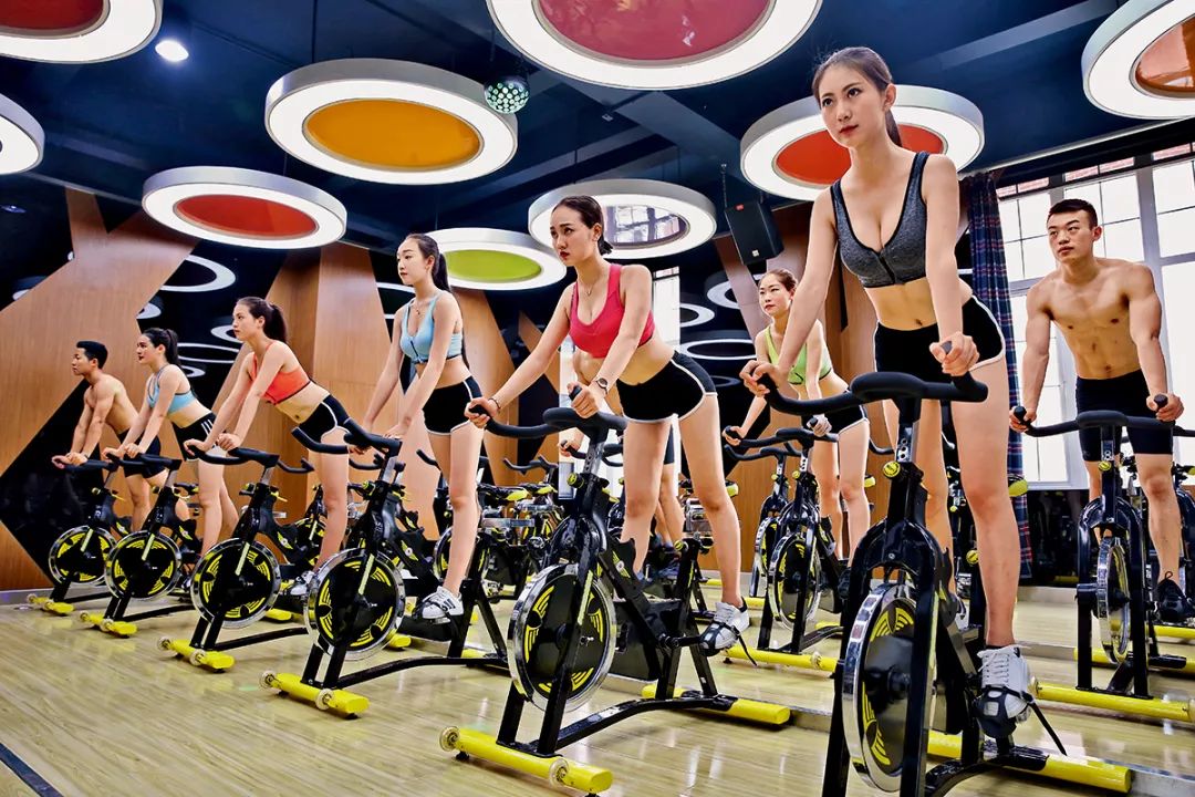 世上最贵的肉，永远是即将减掉的那一斤｜CBNweekly封面故事