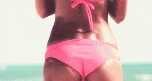 远离妇科病！这条1000+透气网眼的呼吸*裤内**，轻如羽毛，还能瞬间降温！