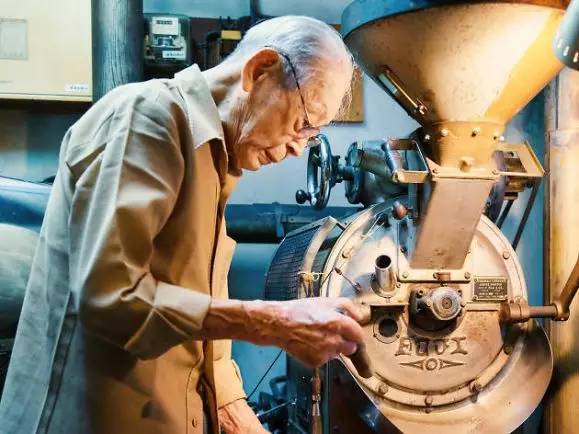 藏匿在园区里的咖啡店,隐藏于古村落里的咖啡店