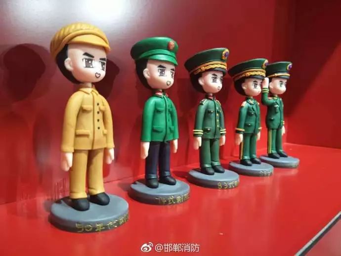 我国以前的消防服是什么样的,各时代的消防服