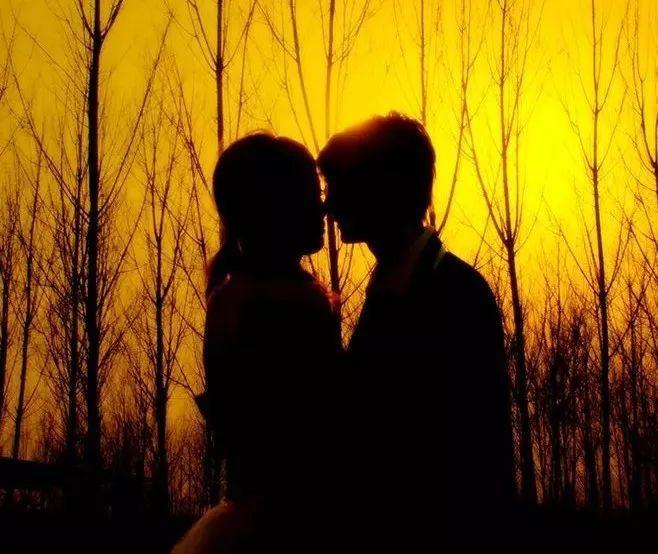 有一份真正的爱情却没有珍惜,为什么爱情里总是爱而不得呢