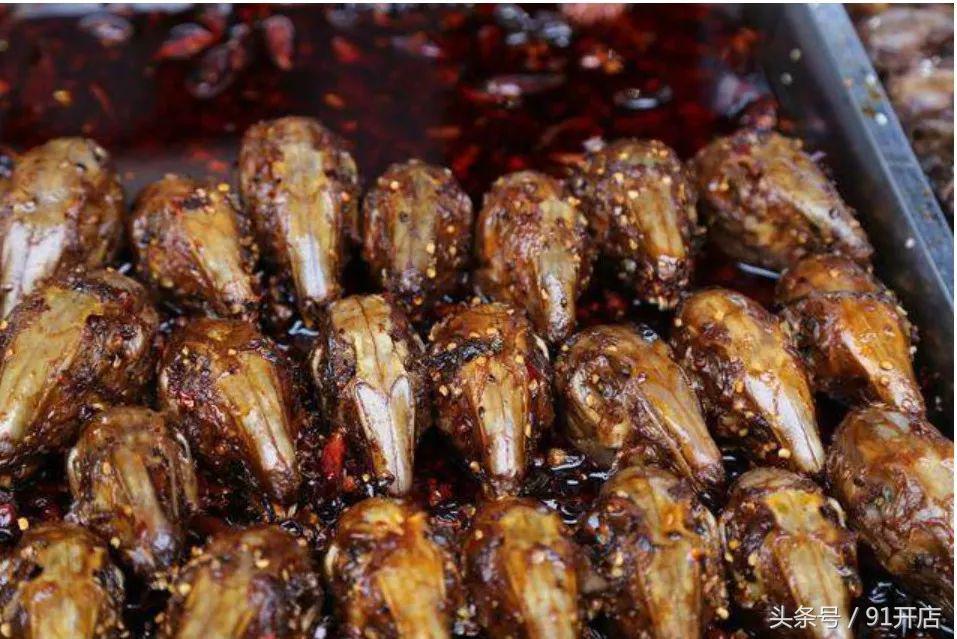 兔头一年卖100万只兔,一天卖200只的兔子