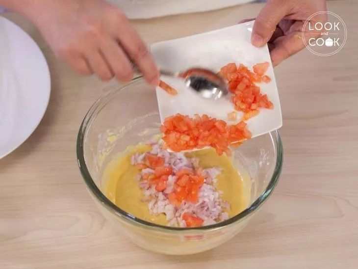 蕾哈娜怎么那么胖了,蕾哈娜喜欢吃什么