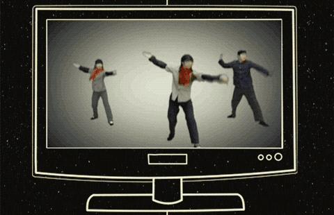 来，一二三四，二二三四，三二……