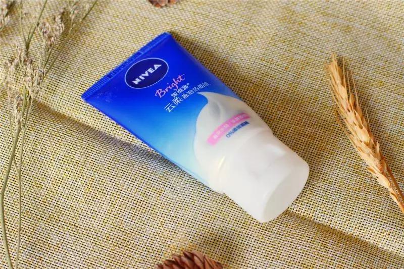 测评祛斑洗面奶,测评洗面奶女士