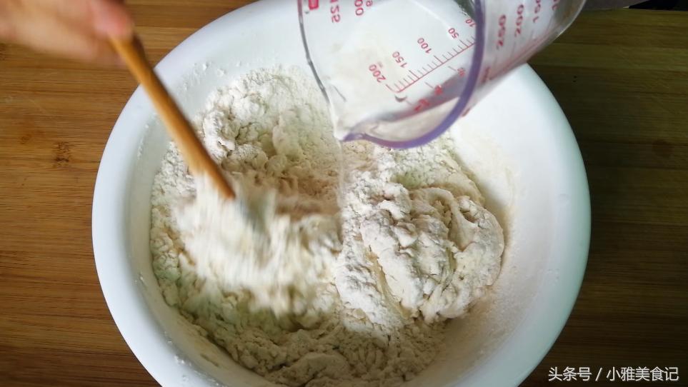 电饼铛烙饼不发硬的技巧图解,电饼铛烙饼不硬的窍门