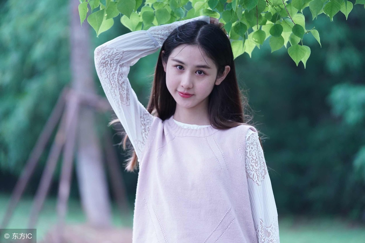 唐靖泽的黑眸渐渐加深了颜色：“我以后的日子？”