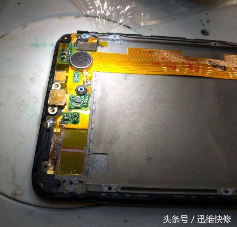 vivo手机进水不充电解决方法,vivox9进水显示无法充电