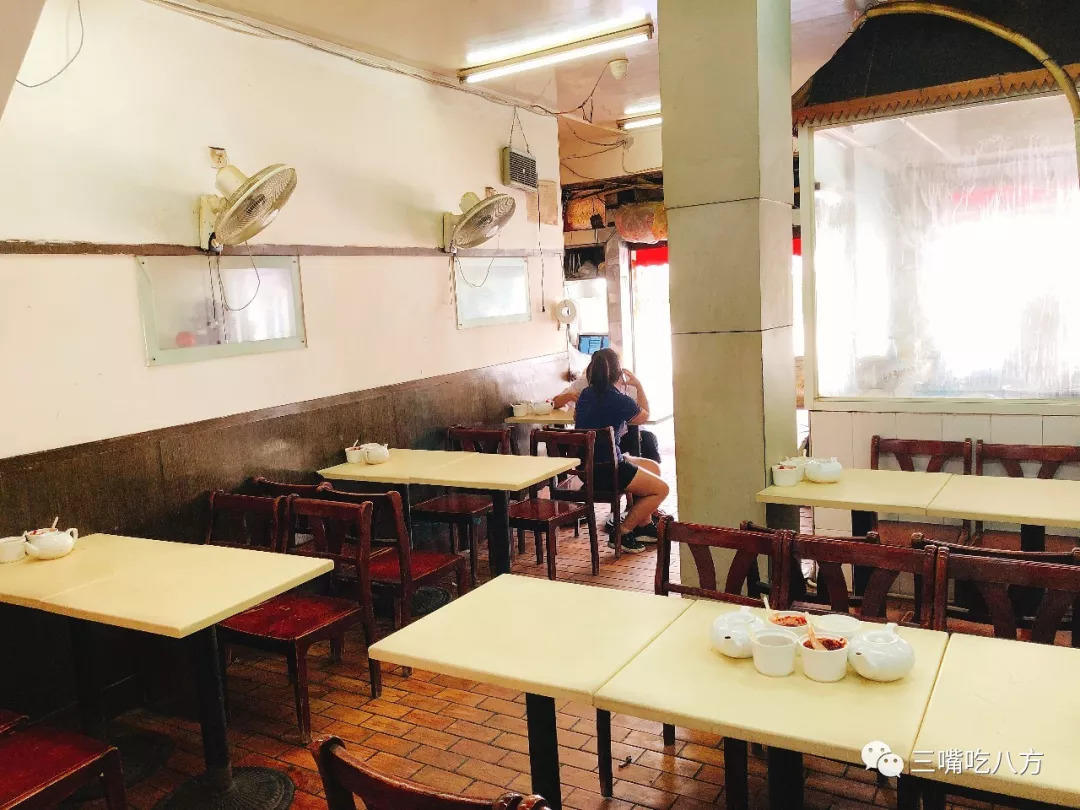 当年要是我没去批发美容美发产品，现在哪里还有小杨生煎的机会！