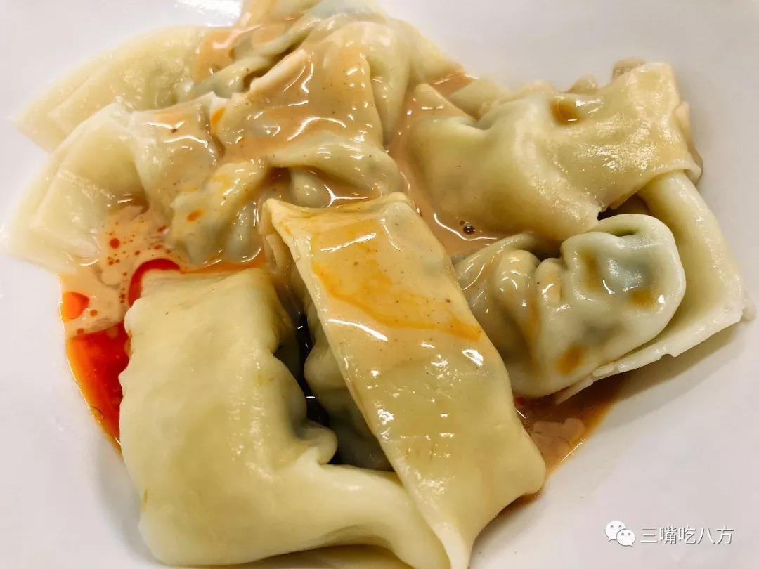 当年要是我没去批发美容美发产品，现在哪里还有小杨生煎的机会！