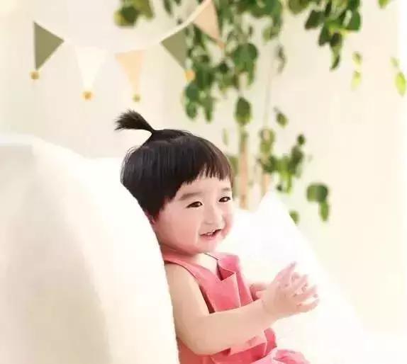 一周宝宝在家就能做的发型,一分钟搞定的宝宝简单发型