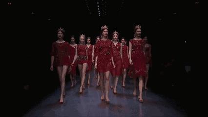 如此减肥？不忍直视！21岁女孩自杀式减肥只剩50斤