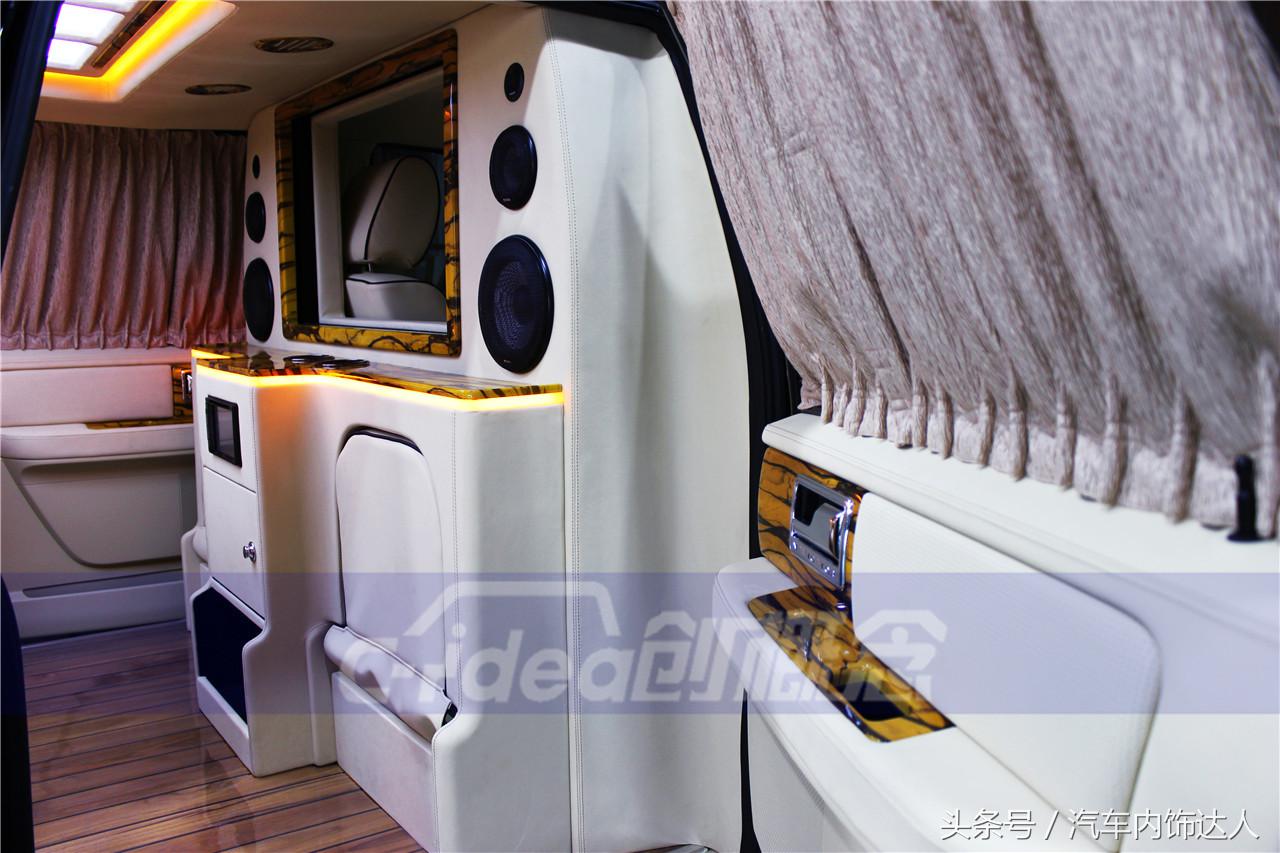 林肯领航员不加长第三排内饰,非凡领袖风范