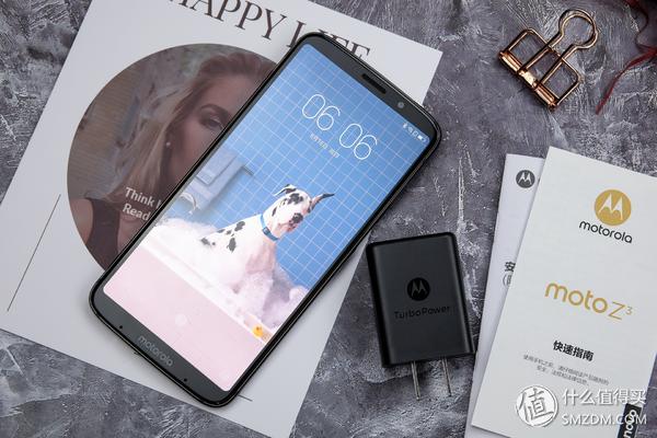 摩托罗拉motoz3测试,摩托罗拉motoz3开箱