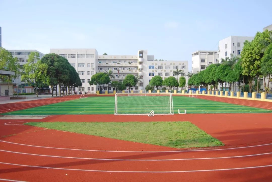 国家级校园足球特色学校,郑州市青少年校园足球特色学校