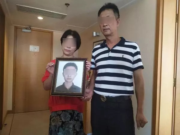 离婚卖别墅17年,离婚了卖掉旧屋