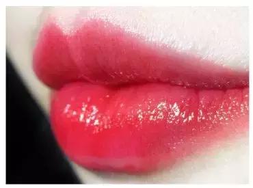 夏日口红怎么选，最流行的，最显肤色的，最超值的都在这里了