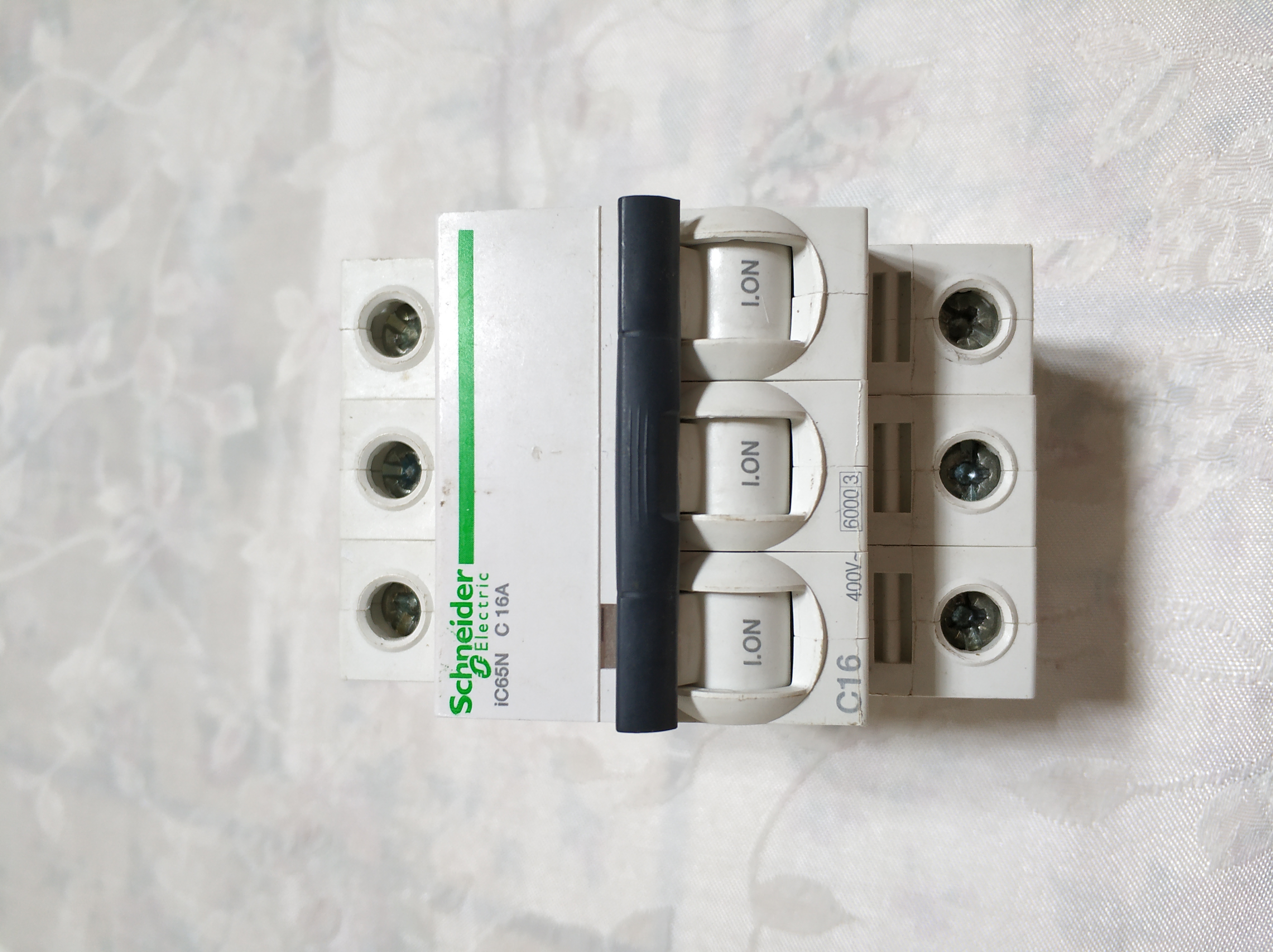 漏电保护器与1p空气开关接线方法,空气开关漏电保护器接线左零右火