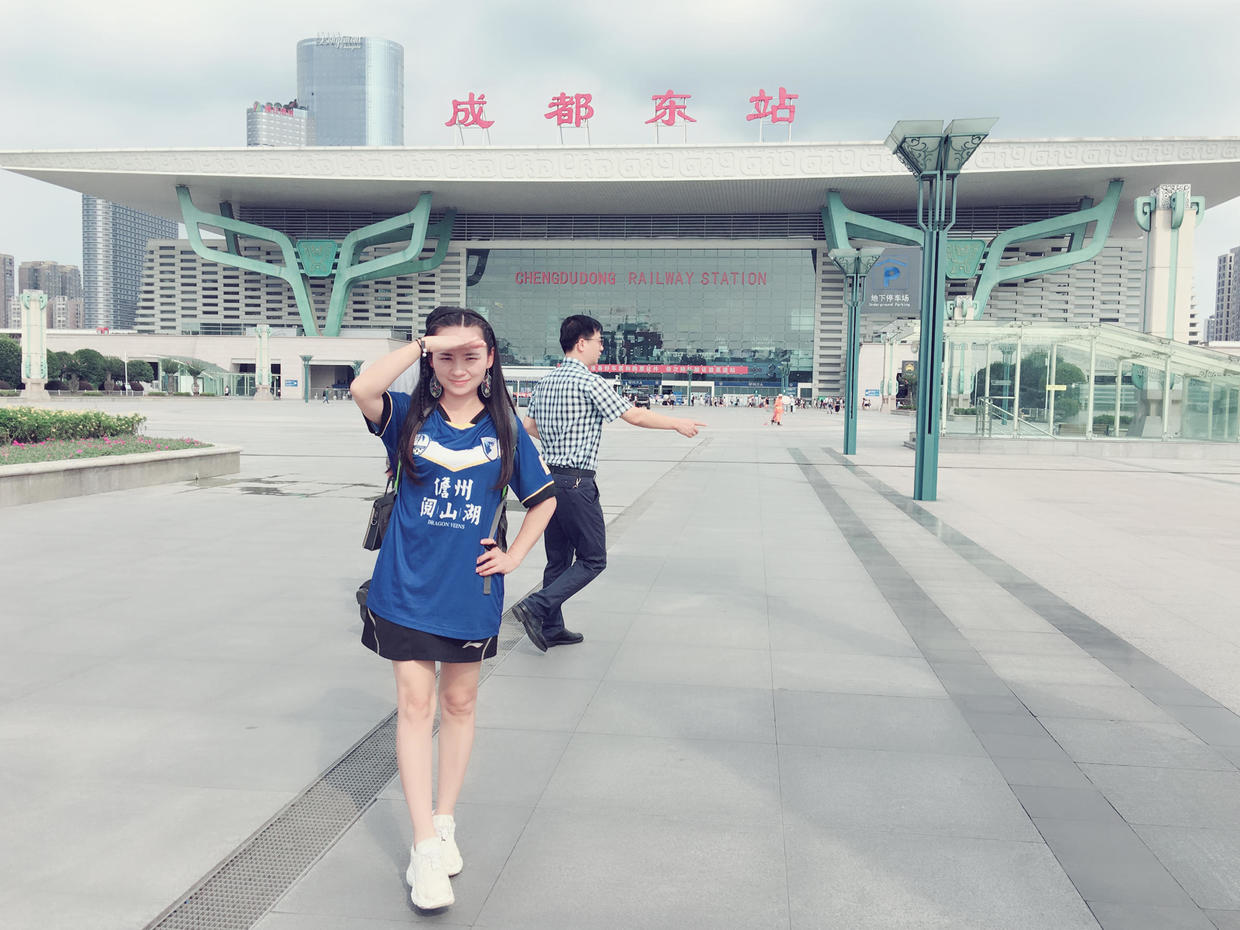 海南女生球迷,海南网红美女小姐姐