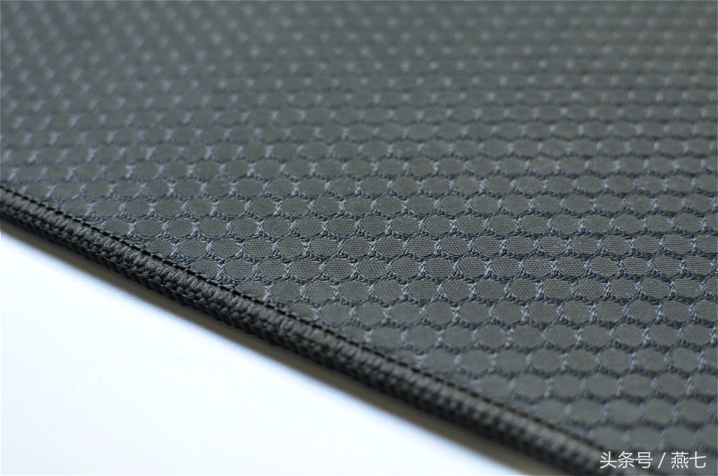 绝地求生虎符鼠标垫测评,金士顿hyperxfurys鼠标垫评测