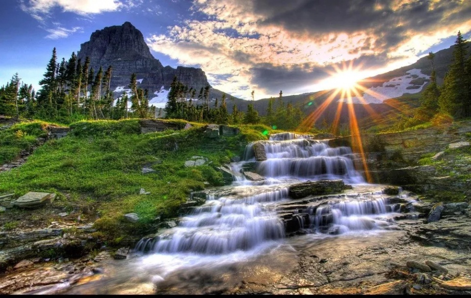 对联是一种对偶文学,对联的有趣形式