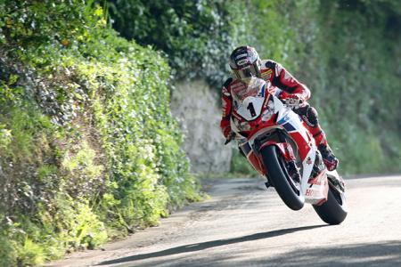 初学者单反相机入门教程,如何学习单反数码相机的简单操作