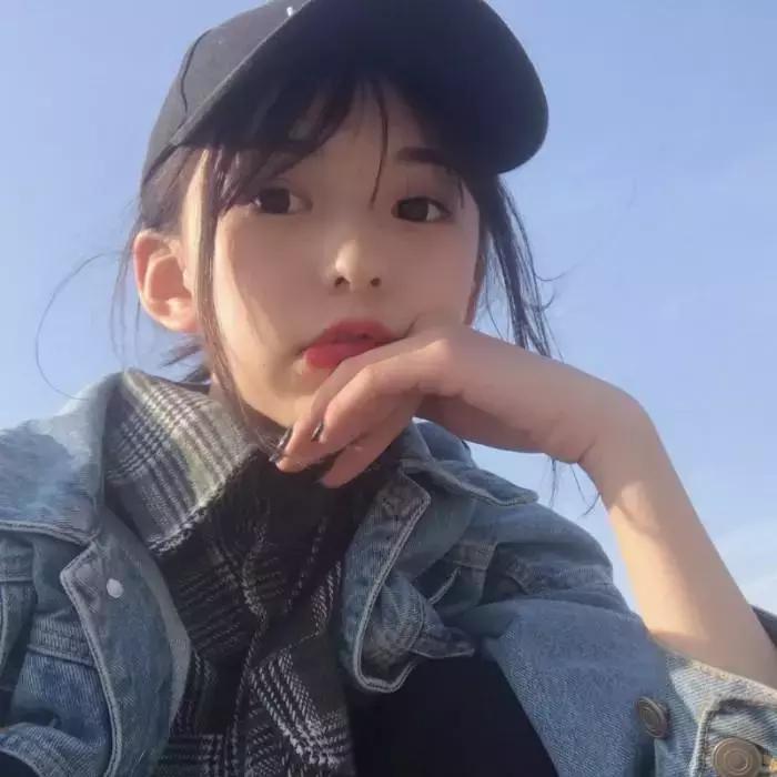 qq个性签名惊艳短句,qq个性签名简单干净短句不想长大