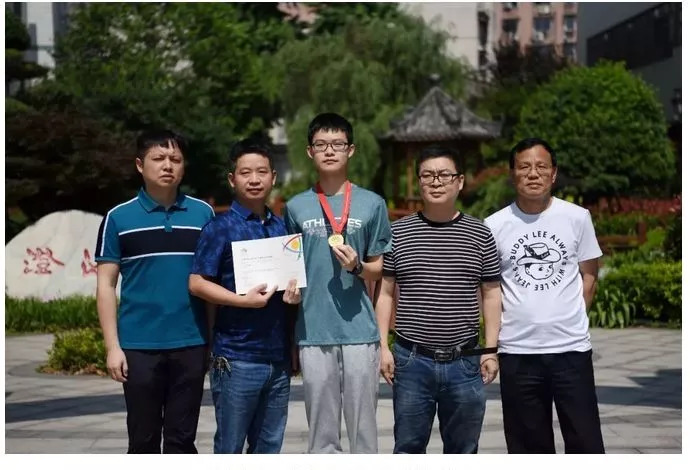 哪有什么所谓的捷径,没有捷径可走经典名句