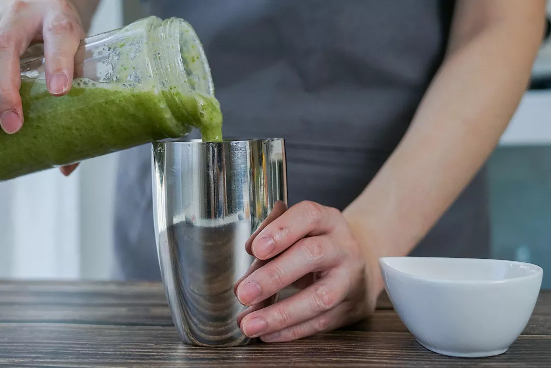 工作累了喝一杯,工作太累那就喝点小酒