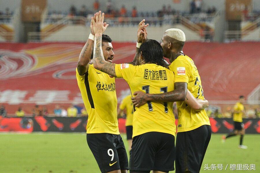 曼城爆冷2-3遭热刺绝杀是什么赛,曼城vs国际米兰c罗