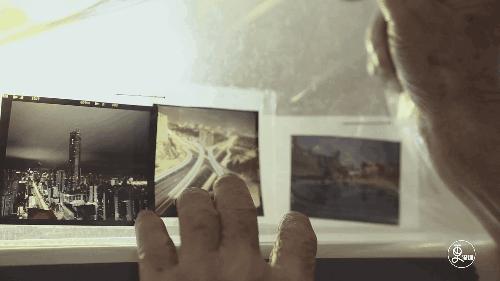 66岁老人因颜值走红年轻时的照片,66岁老人因颜值走红年轻时候照片