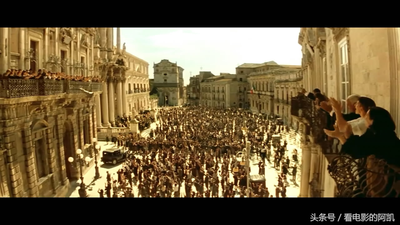 为何有关女性的案件屡禁不止！看了《美丽传说》或许就能明白原因